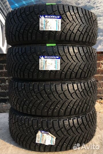 Michelin X-Ice North 4 SUV 305/40 R20 и 275/45 R20