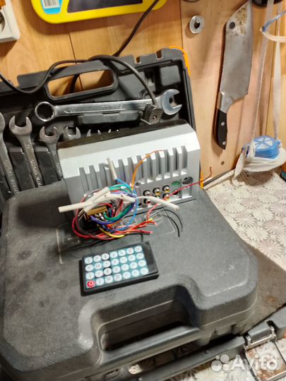 Продаю магнитолу