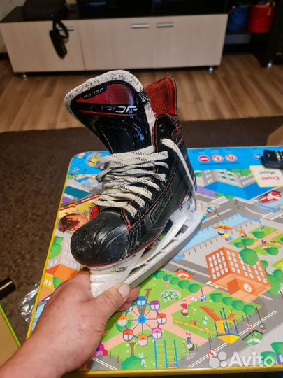 Хоккейные коньки бауэр Vapor x2.7