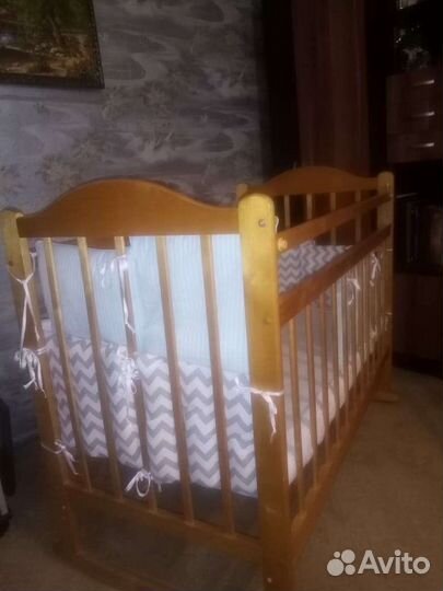 Детская кроватка
