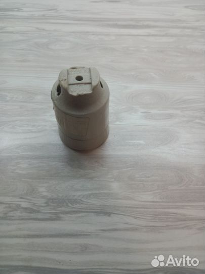 Цоколь керамический Е27