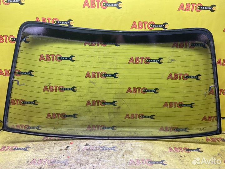 Стекло заднее Opel Omega A2 C20NE 1993