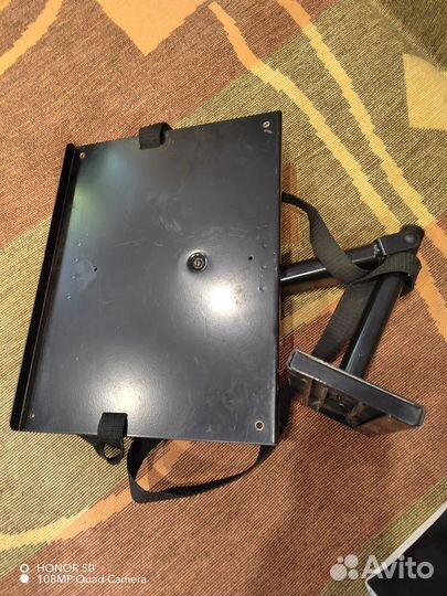 Держатель для телевизора