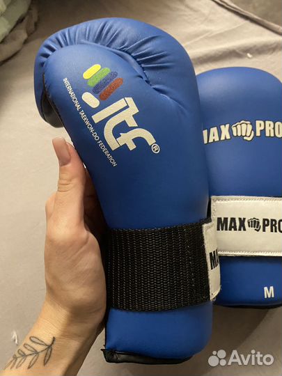 Тхеквондо перчатки