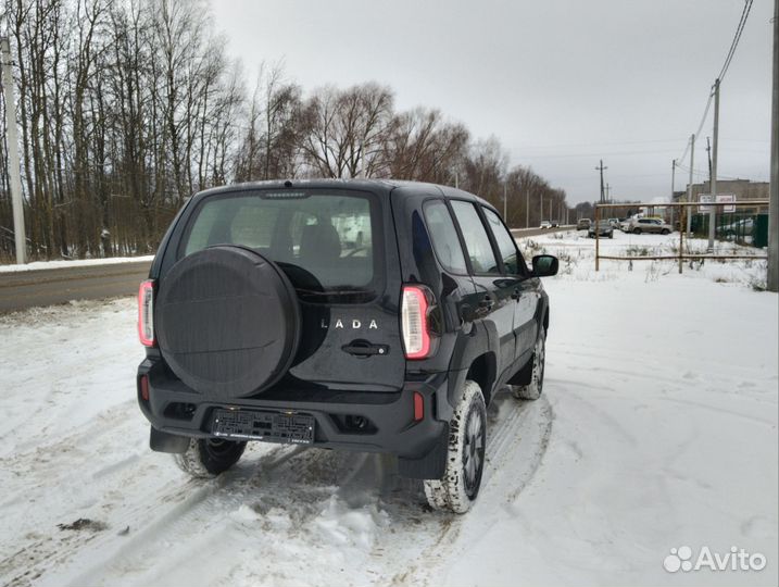 ВАЗ Niva Travel 1.7 МТ, 2024, 2 км