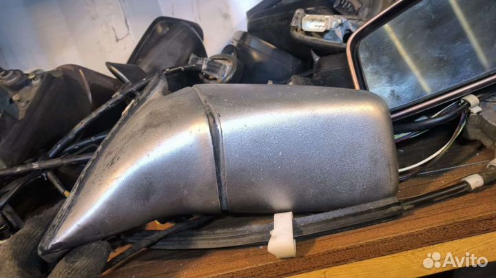 Зеркало левое Audi 100c3 443857501F