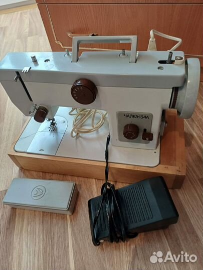 Швейная машина Чайка 134А