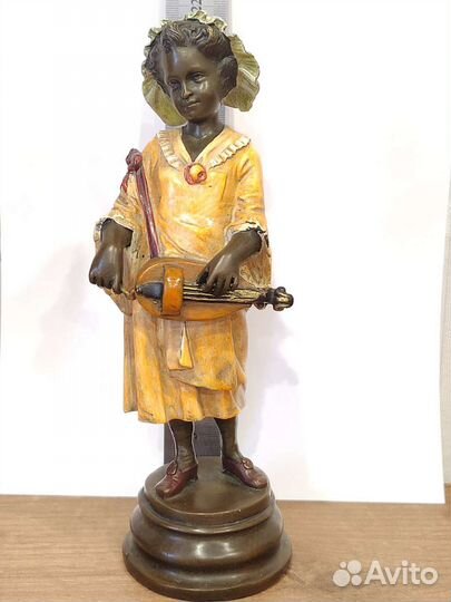 Статуэтка бронза