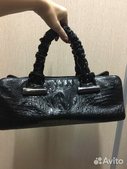 Продам сумку-клач