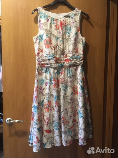 Нарядное платье