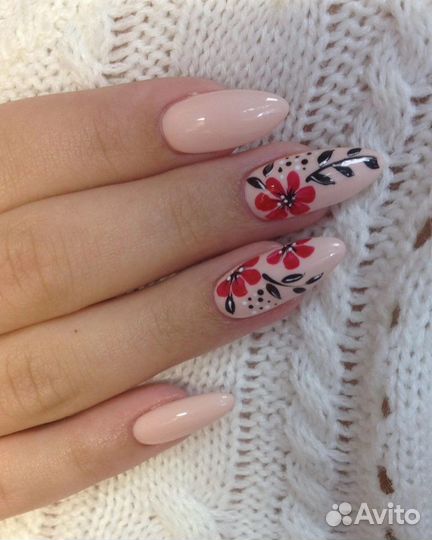 Маникюр,педикюр