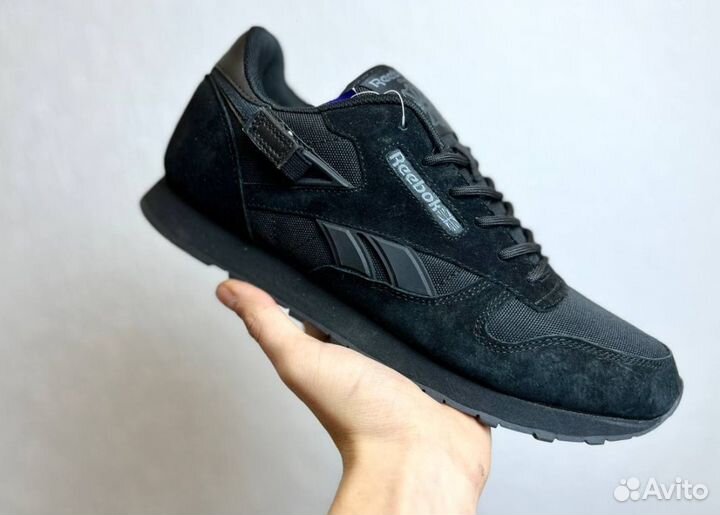 Кроссовки Reebok современные