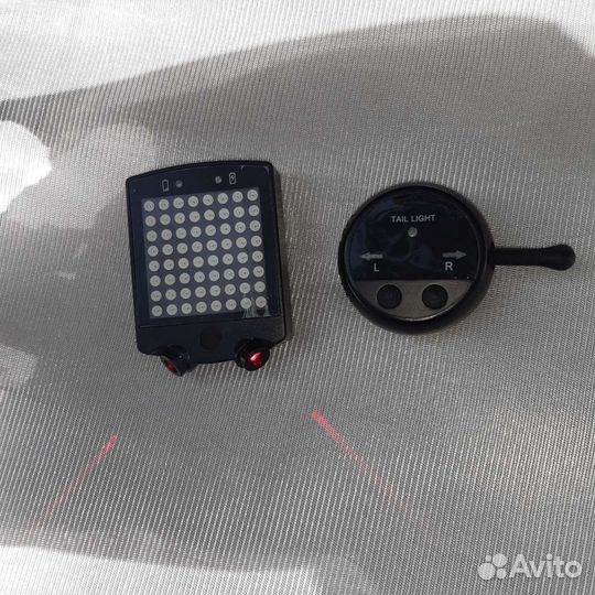 Поворотники с лазерными габаритами для велосипеда