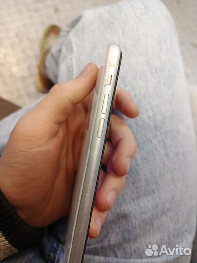iPhone Xr, 128 ГБ
