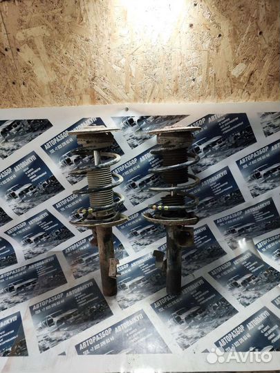 Стойки передние всборе Ford Mondeo 4