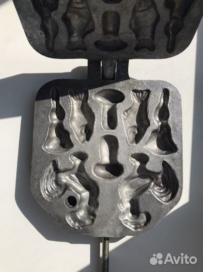 Чугунная сковород для выпечки