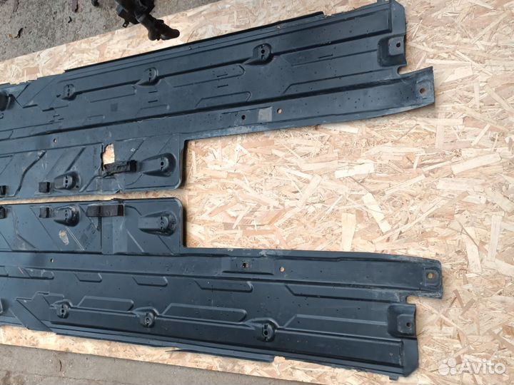 Защита днища кузова Mercedes C W204