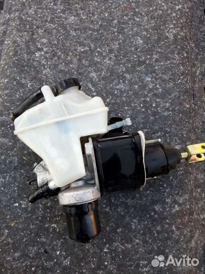 Главный тормозной цилиндр Mercedes W211