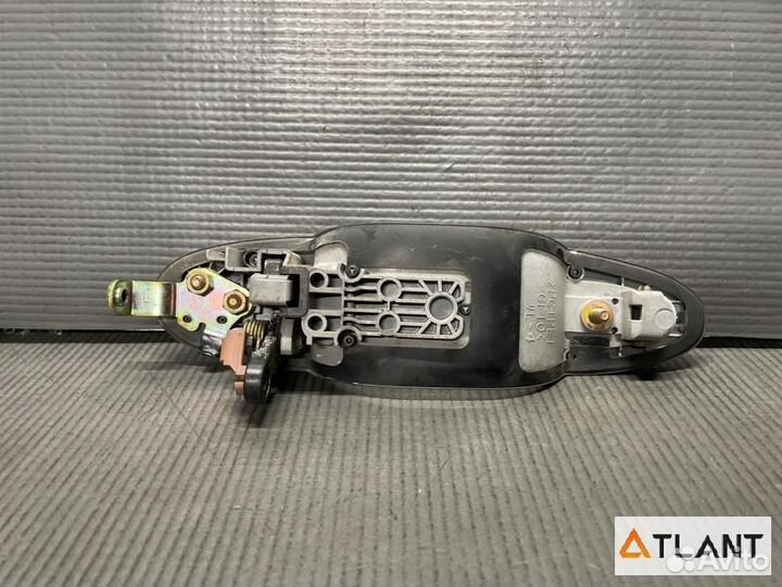 Ручка двери задний левый mazda MPV