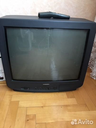 Телевизор samsung