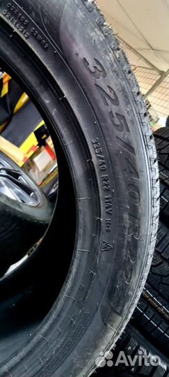 Pirelli Scorpion Winter 325/40 R22 и 285/45 R22 114V