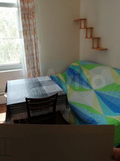 Комната 30 м² в 4-к., 2/2 эт.