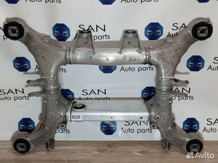 Балка заднего моста Bmw 5 F10 N63B44 2011