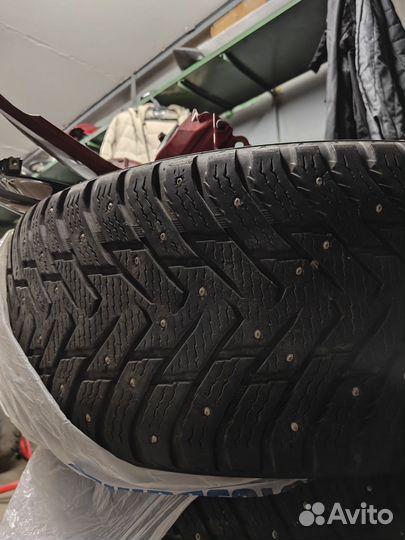 Nokian Tyres Hakkapeliitta 8 SUV 285/60 R18 116T