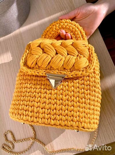 Вязаная сумка ручной работы