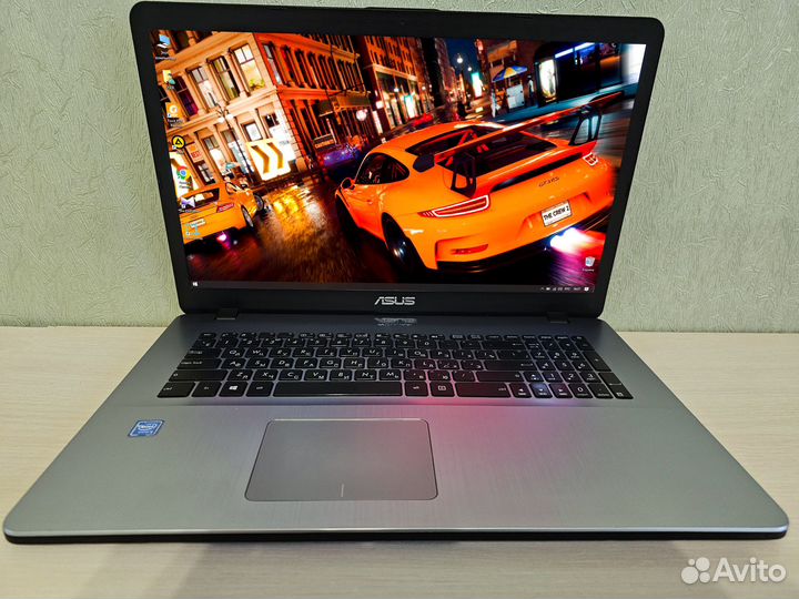 Большой стильный мультимедийный центр asus X705MA