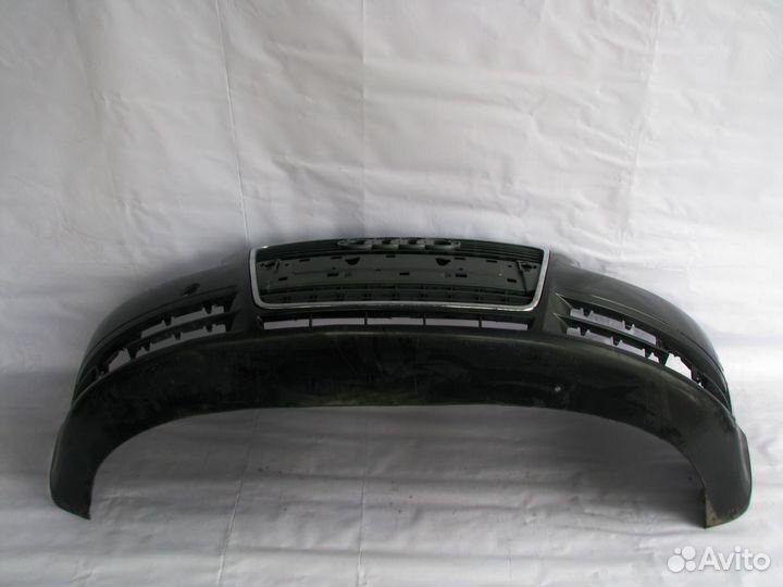 Audi A4 B7 Бампер передний 2005+