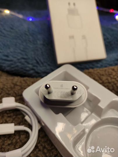 Зарядка на iPhone