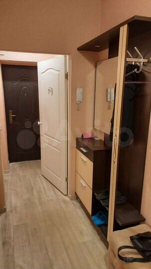 2-к. квартира, 58 м², 1/5 эт.