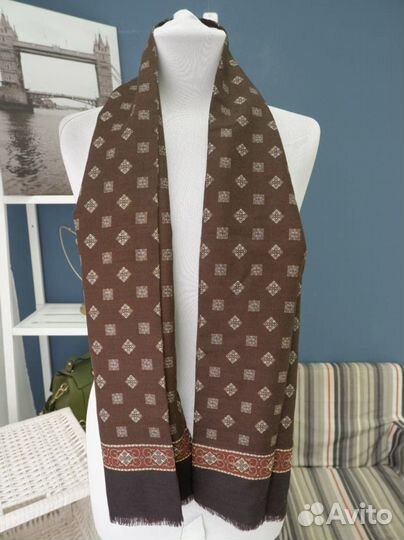 Шапки, шарфы, палантины оптом секонд 90 за кг