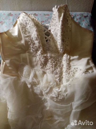 Свадебное платье