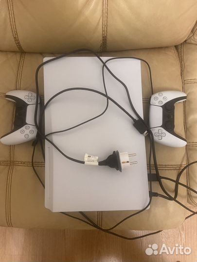 Sony playstation 5 ps5 с дисководом 2 джойстика