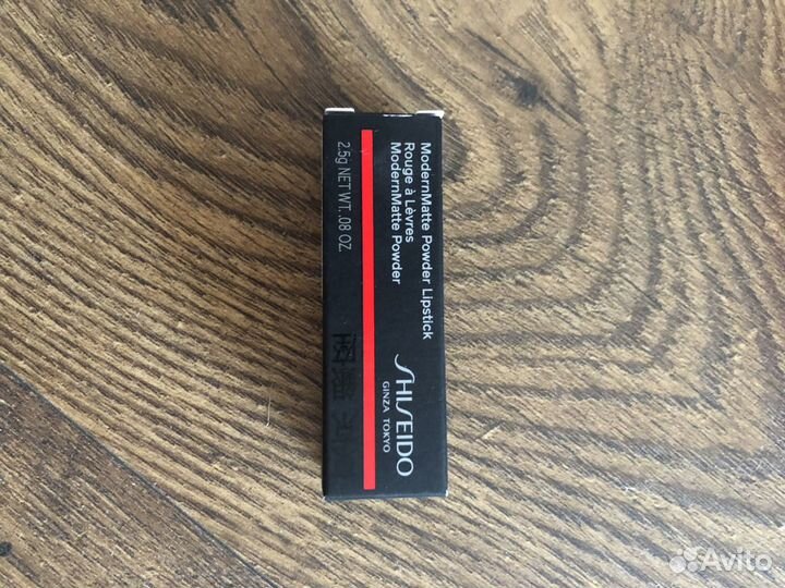 Shiseido матовая помада ModernMatte 515