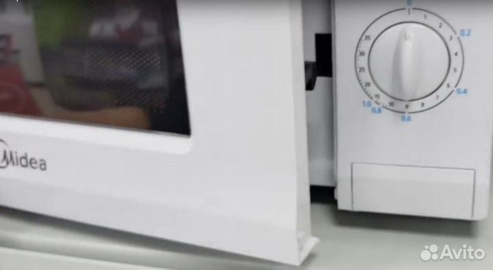 Микроволновая печь Midea