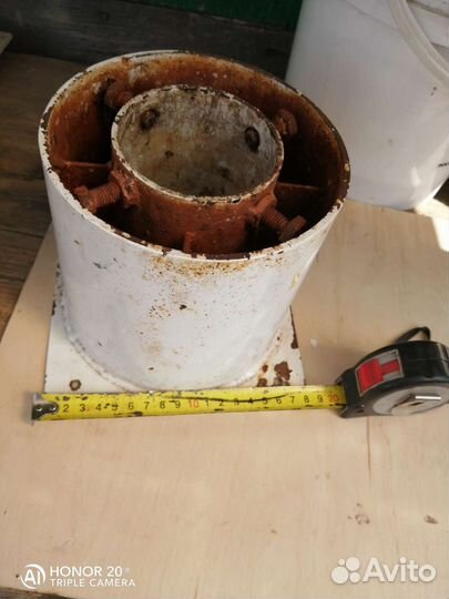 Подставка под елку