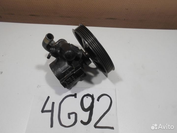 Насос гур Mitsubishi Carisma 4G92