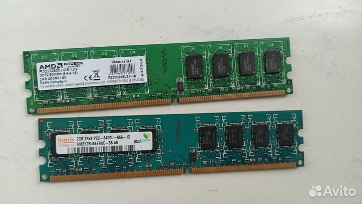 Материнская плата с процессором и памятью