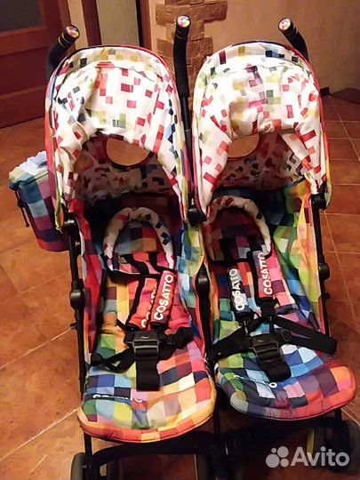 Коляска для двойни-погодок Cosatto supa dupa