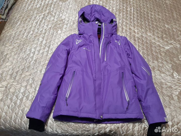 Куртка горнолыжная женская