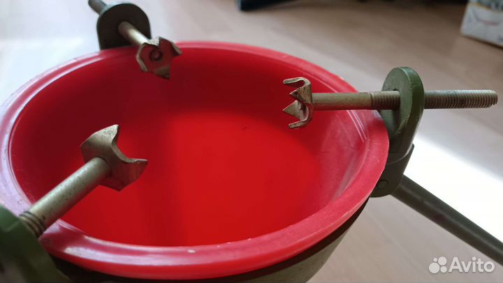 Подставка под елку