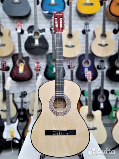 Классическая гитара 