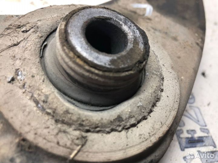 Рычаг подвески Peugeot 307