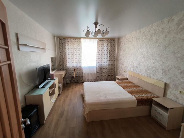 2-к. квартира, 60 м², 7/15 эт.