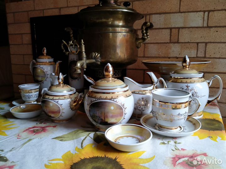 Сервиз фарфоровый ручной работы чайный и кофейный