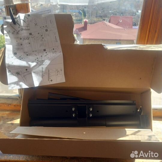 Вентилятор и кронштейн