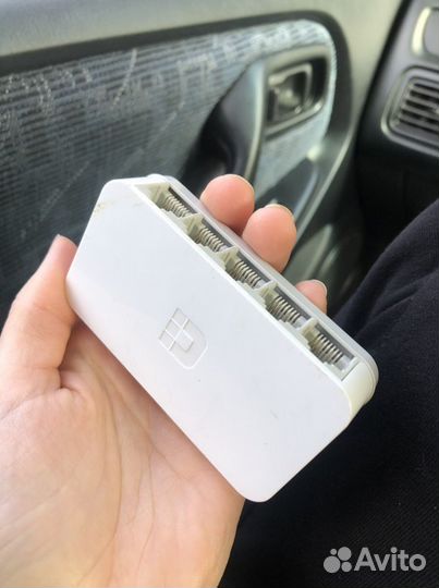 Коммутатор D-Link DES-1005A